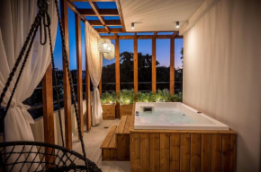 Senaon Urban Living Euphoria with Jacuzzi